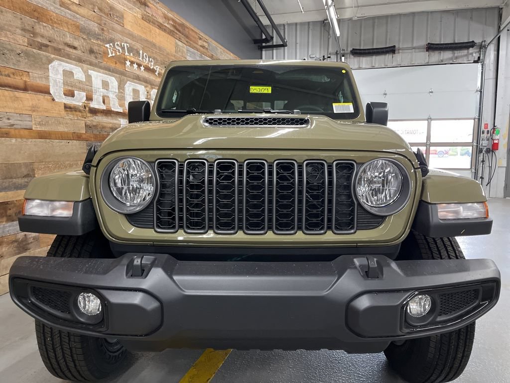New 2026 Jeep Gladiator Sport AWD/4WD image 43
