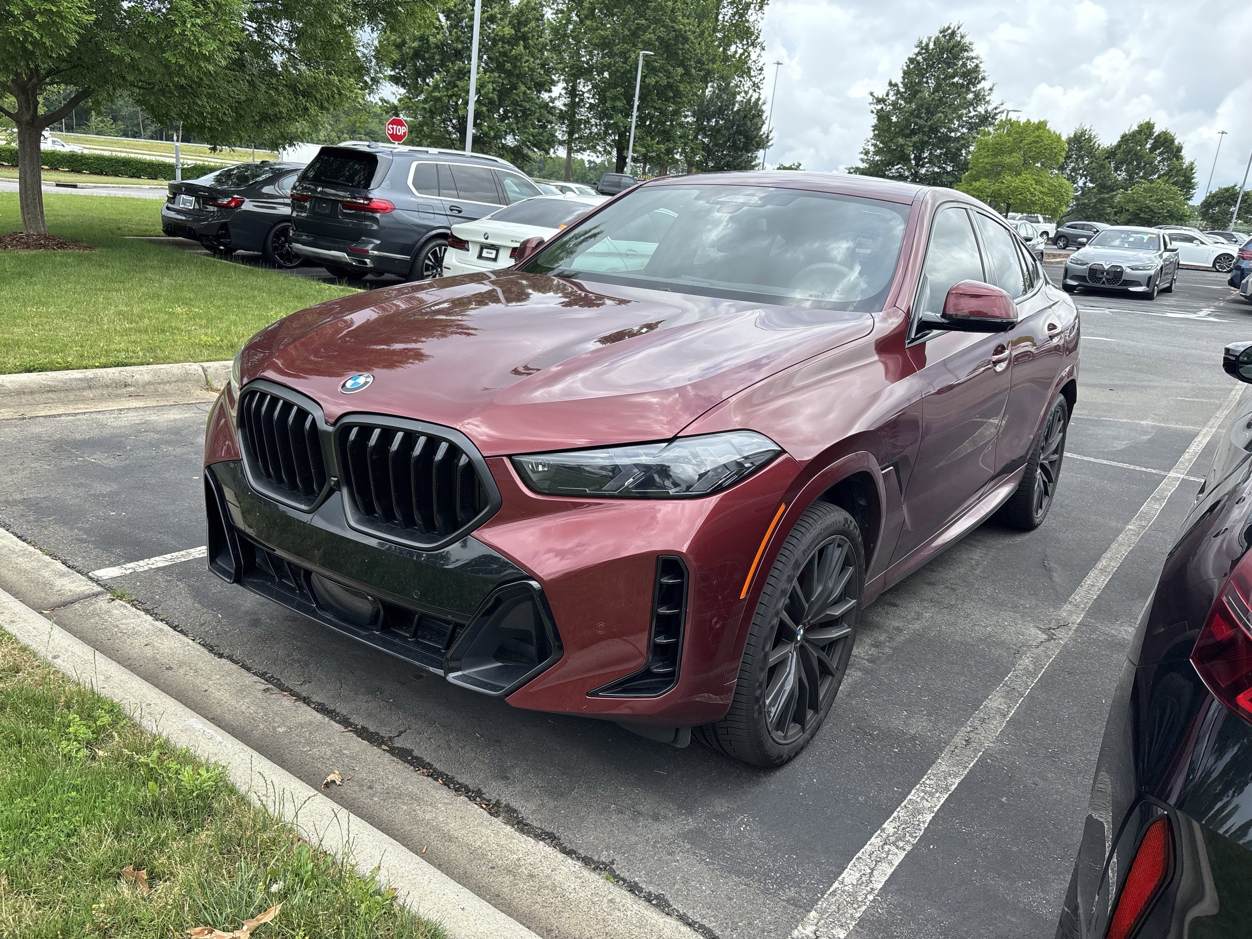 Certified 2026 BMW X6 xDrive40i AWD/4WD image 12