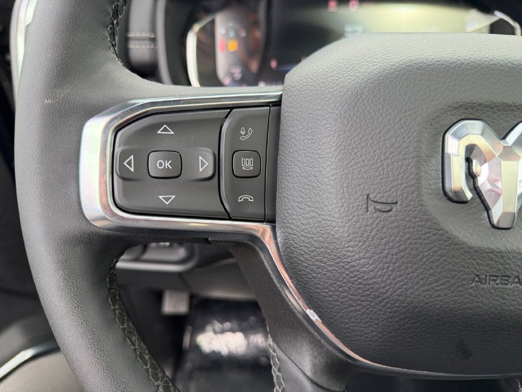 Used 2026 RAM 3500 Laramie AWD/4WD image 15