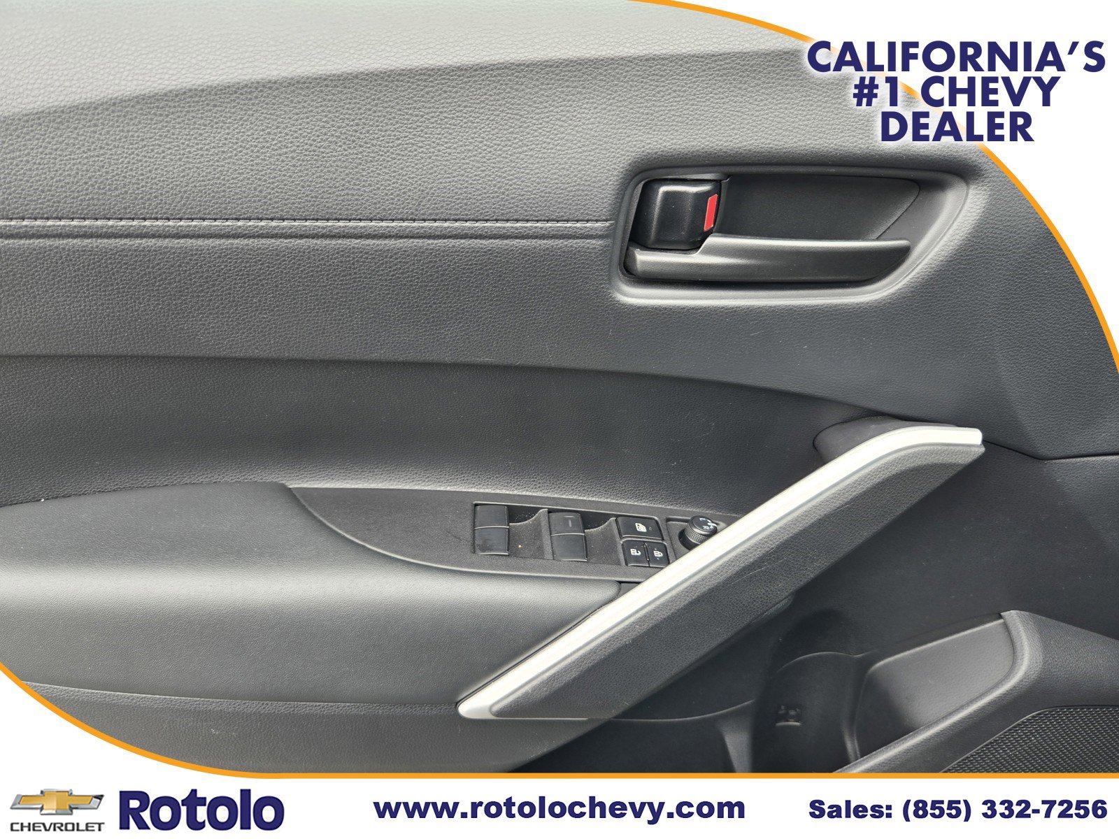 Used 2025 Toyota Corolla Cross LE image 18