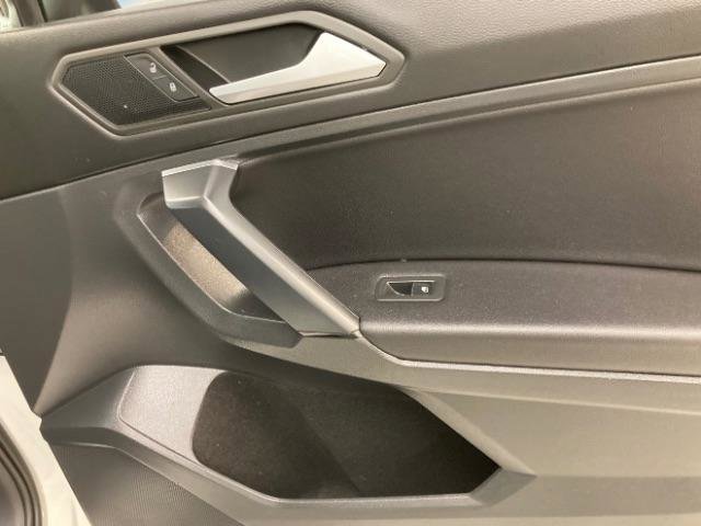 Used 2019 Volkswagen Tiguan SEL image 35