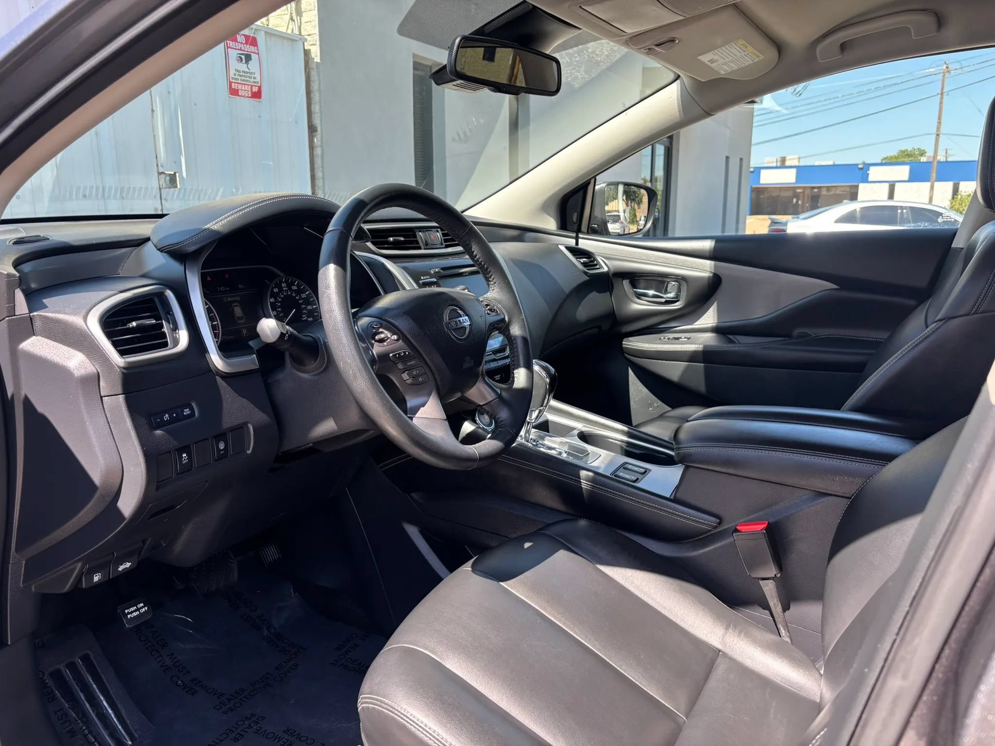 Used 2023 Nissan Murano SV AWD/4WD image 11
