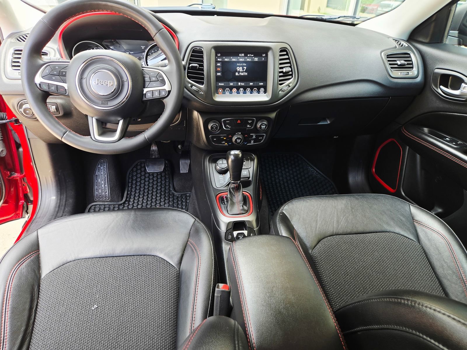 Used 2021 Jeep Compass Trailhawk image 8