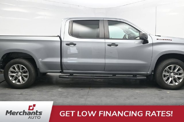 Used 2023 Chevrolet Silverado 1500 Custom AWD/4WD image 9