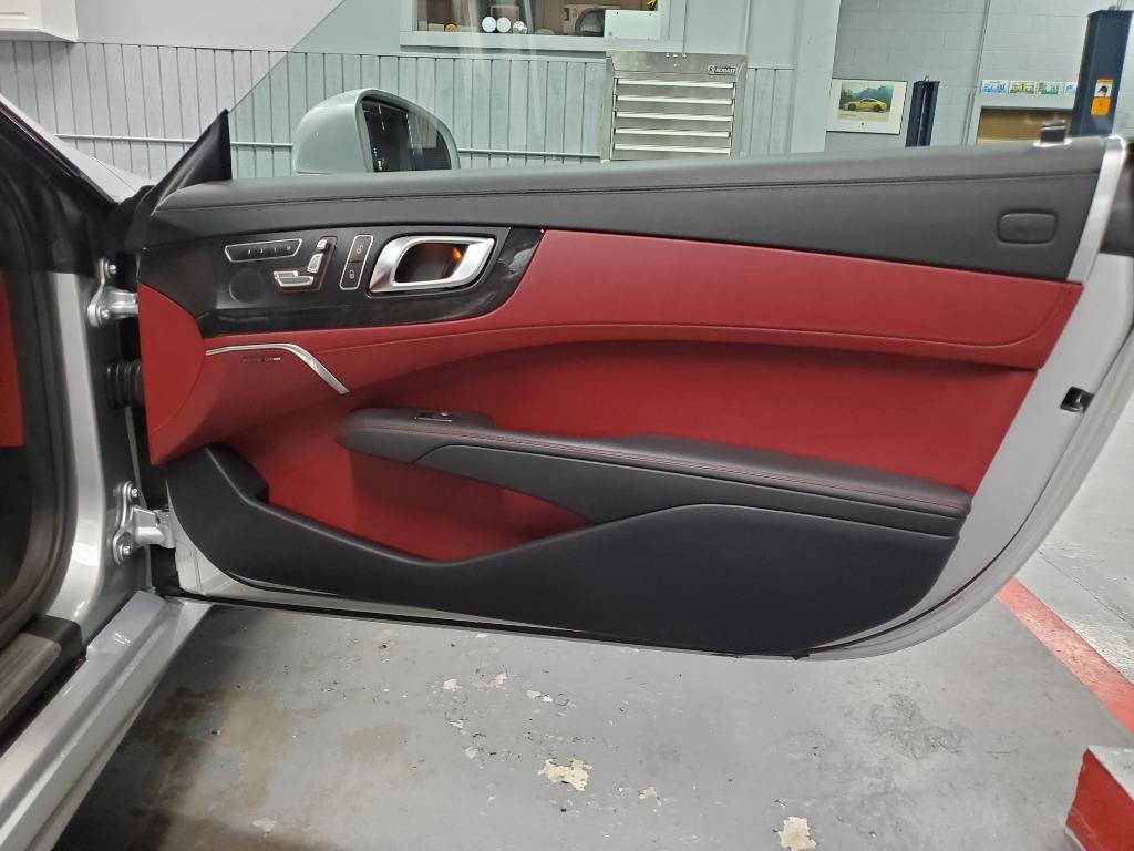 Used 2014 Mercedes-Benz SL 63 AMG image 15