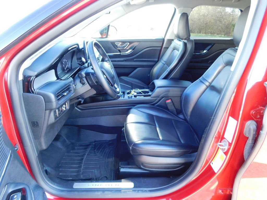 Used 2022 Lincoln Corsair AWD w/ Equipment Group 101A image 12
