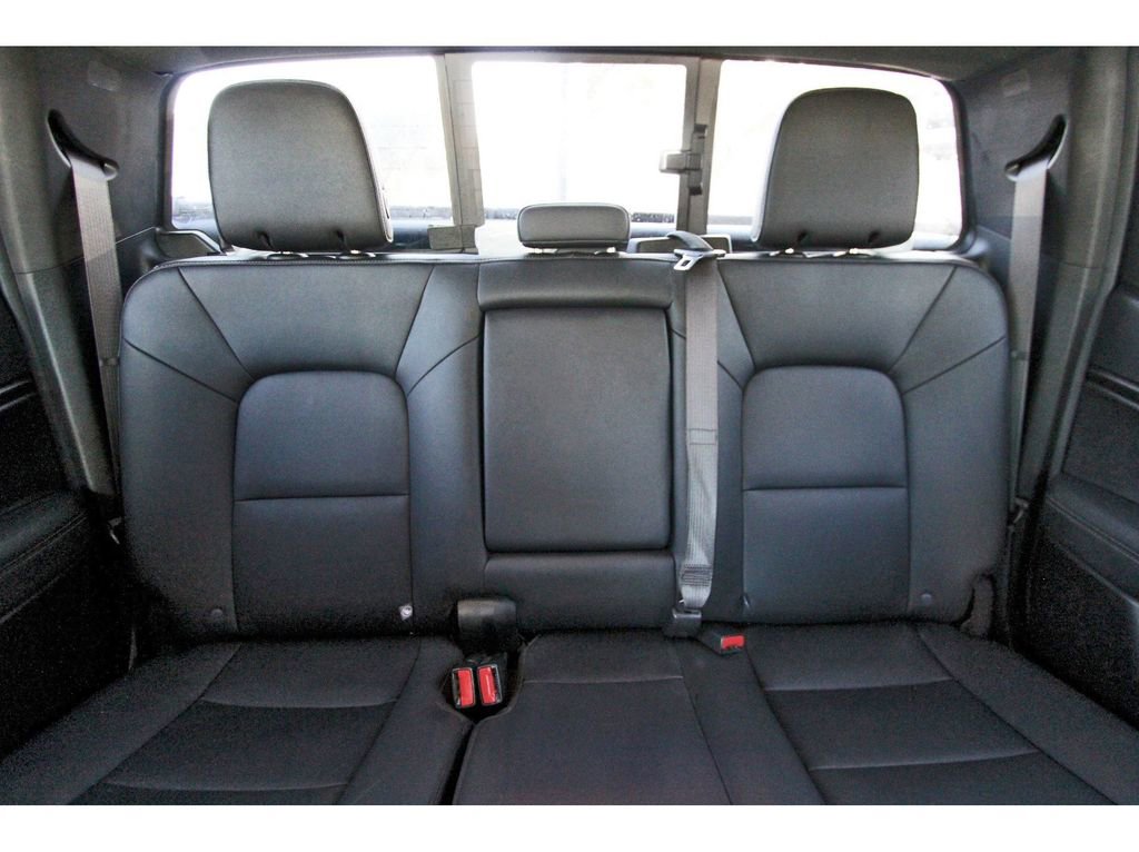 Used 2024 GMC Canyon Elevation w/ Elevation Premium Package image 13