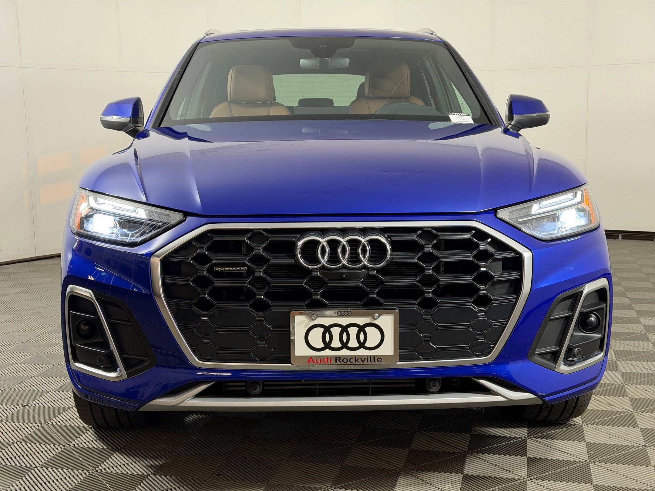 Used 2023 Audi Q5 e Premium Plus w/ Premium Plus Package AWD/4WD image 6