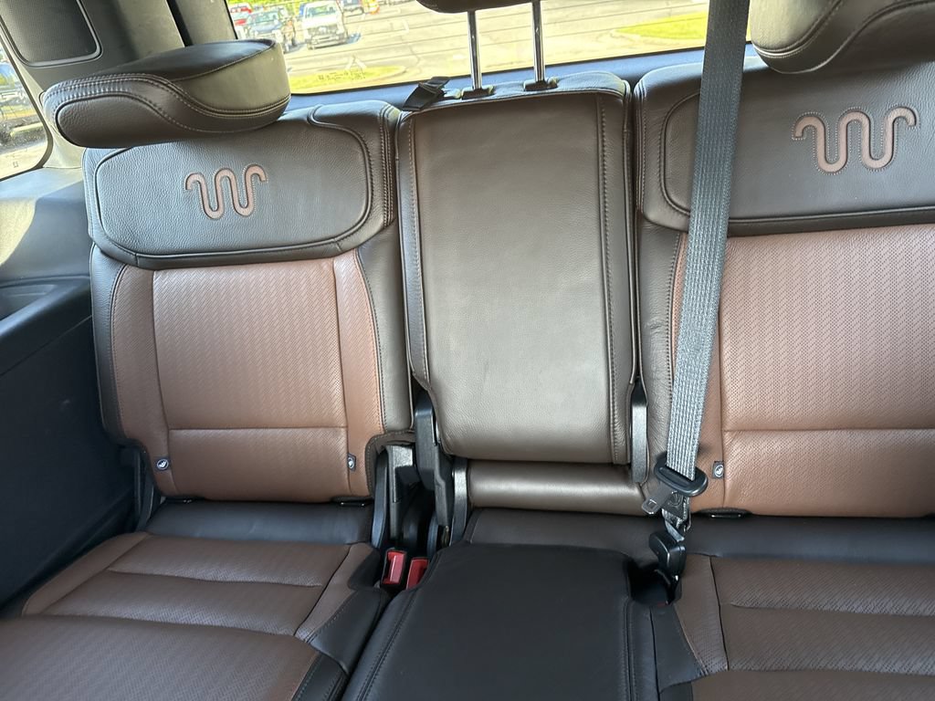 Used 2025 Ford Expedition King Ranch AWD/4WD image 24