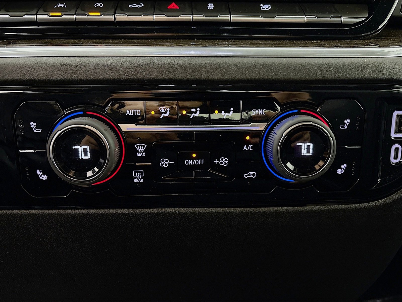 New 2025 Chevrolet Silverado 1500 LT w/ Protection Package image 16