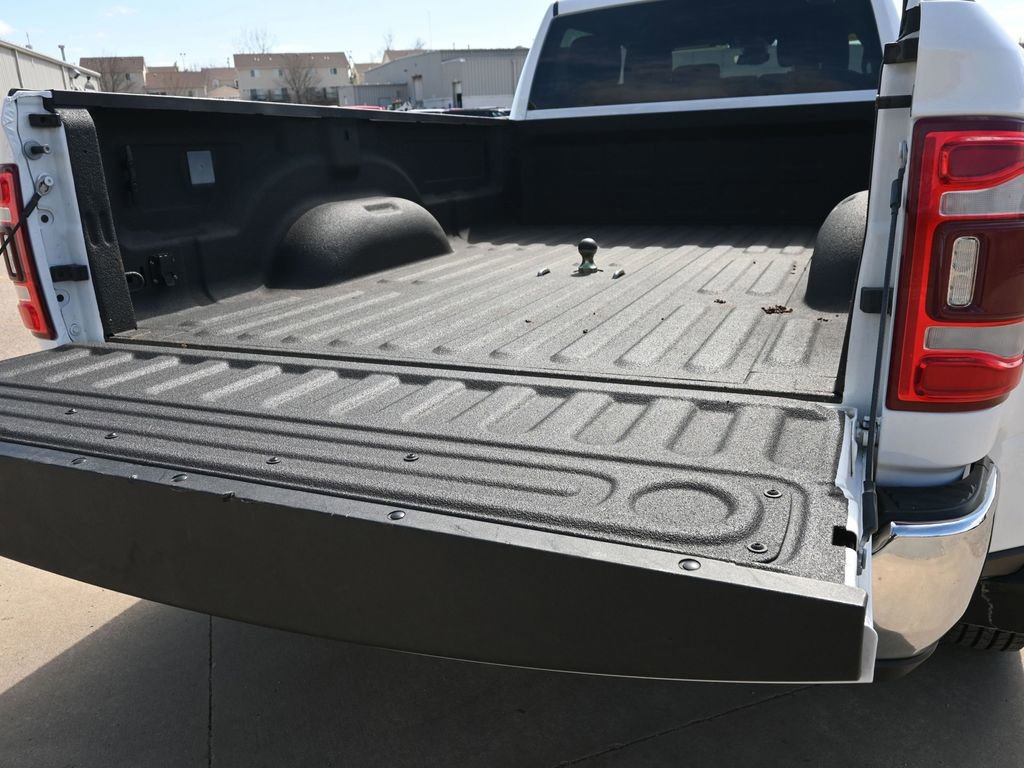 Used 2023 RAM 3500 Big Horn w/ Level 1 Equipment Group image 9