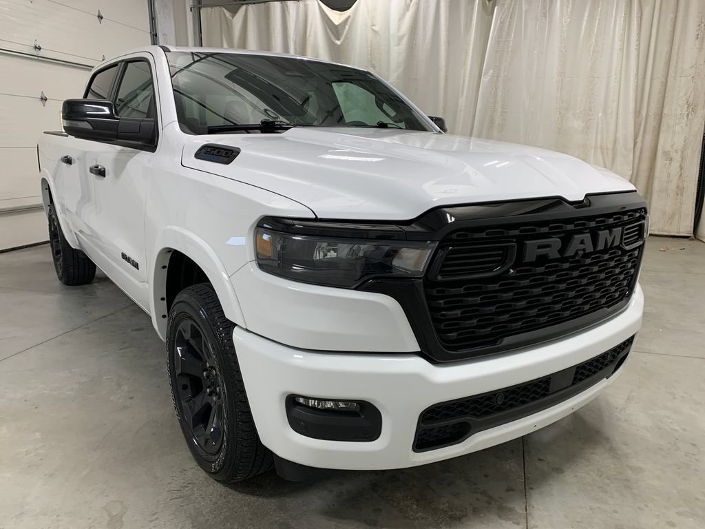 Used 2025 RAM 1500 Big Horn AWD/4WD image 14
