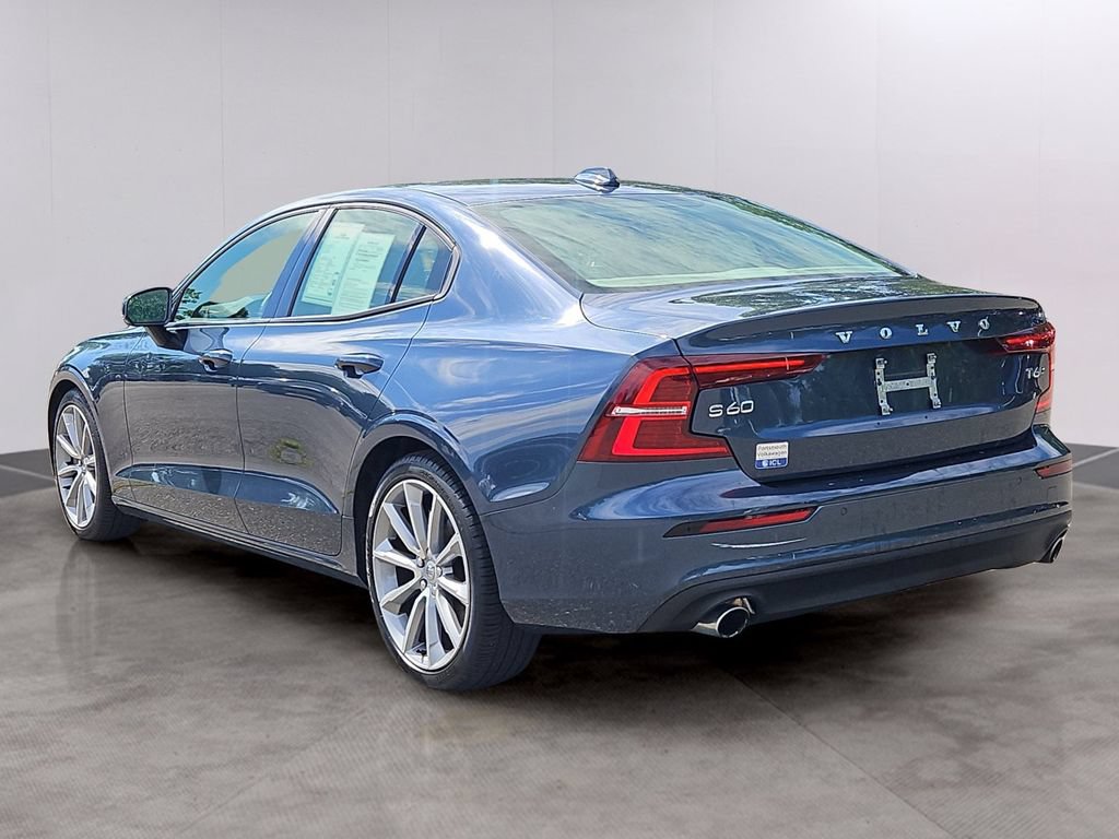 Used 2020 Volvo S60 T6 Momentum w/ Protection Package Premier AWD/4WD image 6