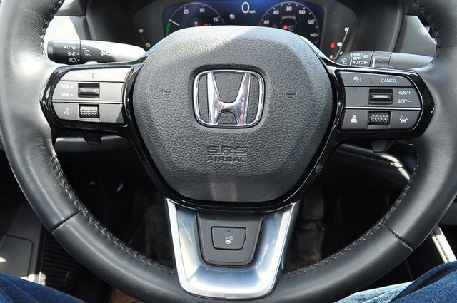 Used 2023 Honda Accord Touring image 31