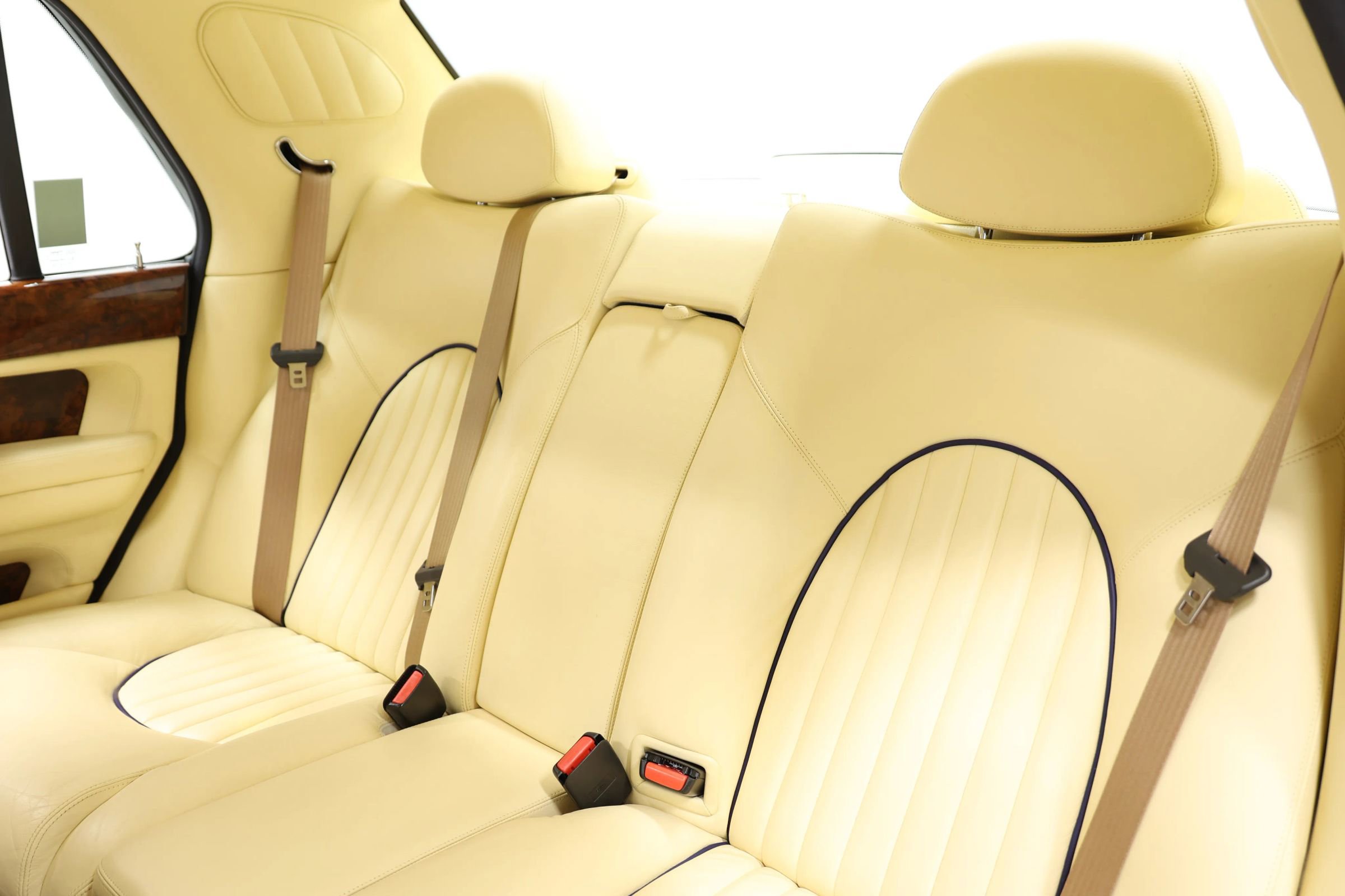 Used 2000 Bentley Arnage Red Label image 3