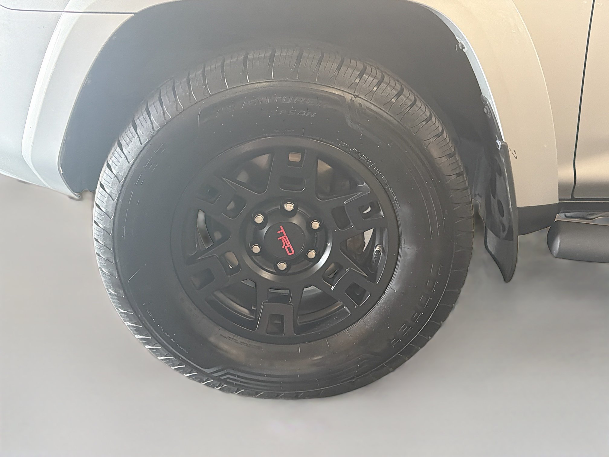 Used 2018 Toyota 4Runner TRD Off-Road Premium AWD/4WD image 11