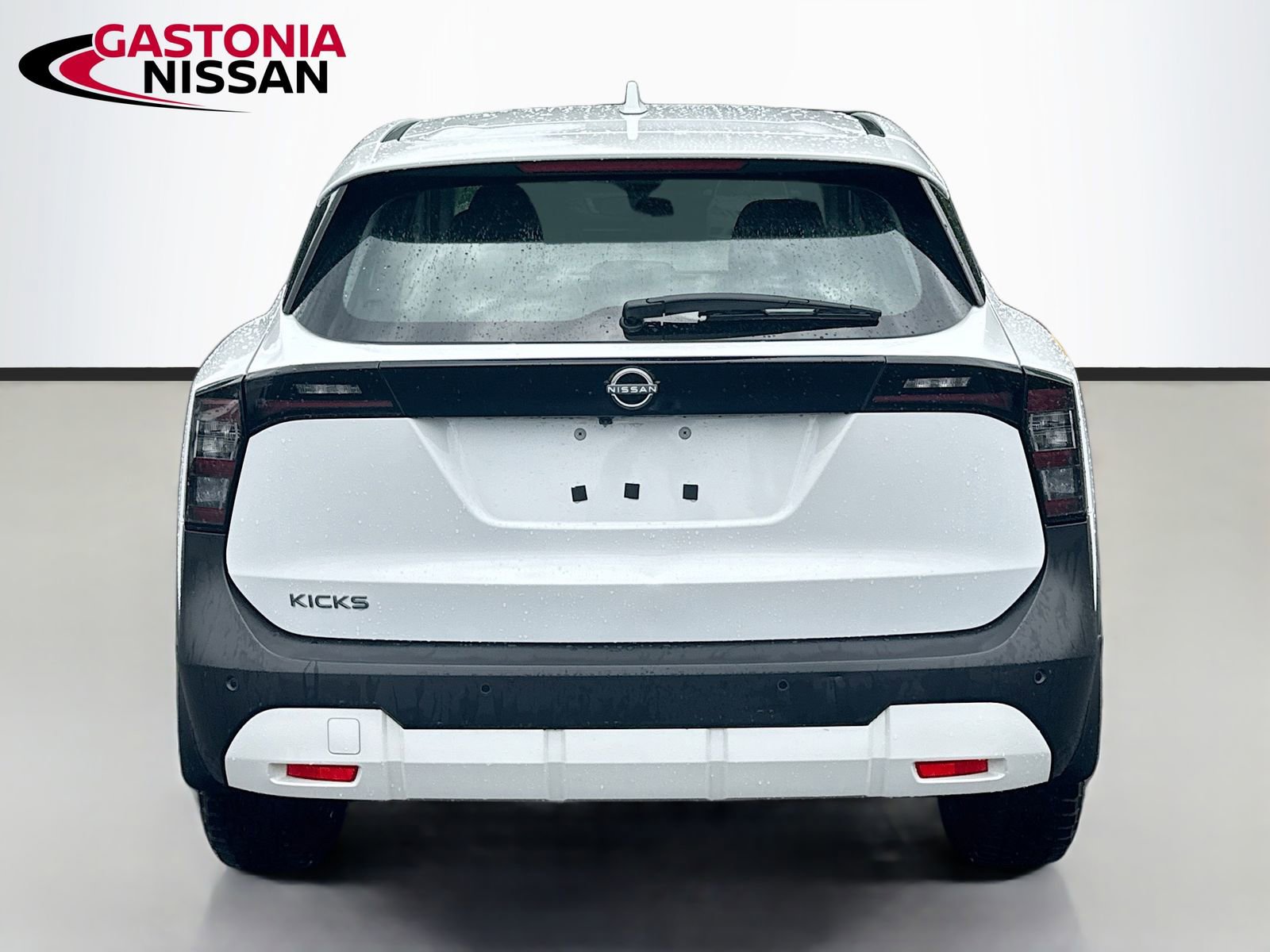 Used 2025 Nissan Kicks S FWD image 7