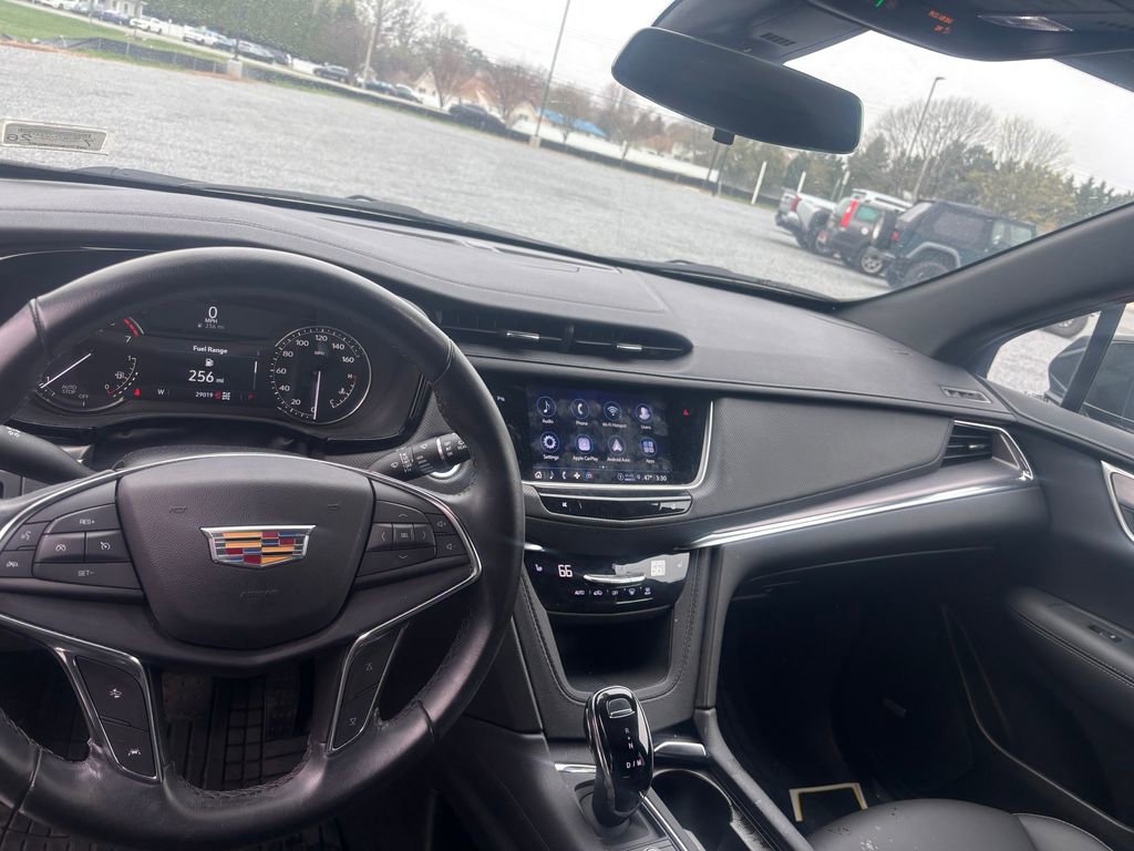 Used 2023 Cadillac XT5 Luxury image 10