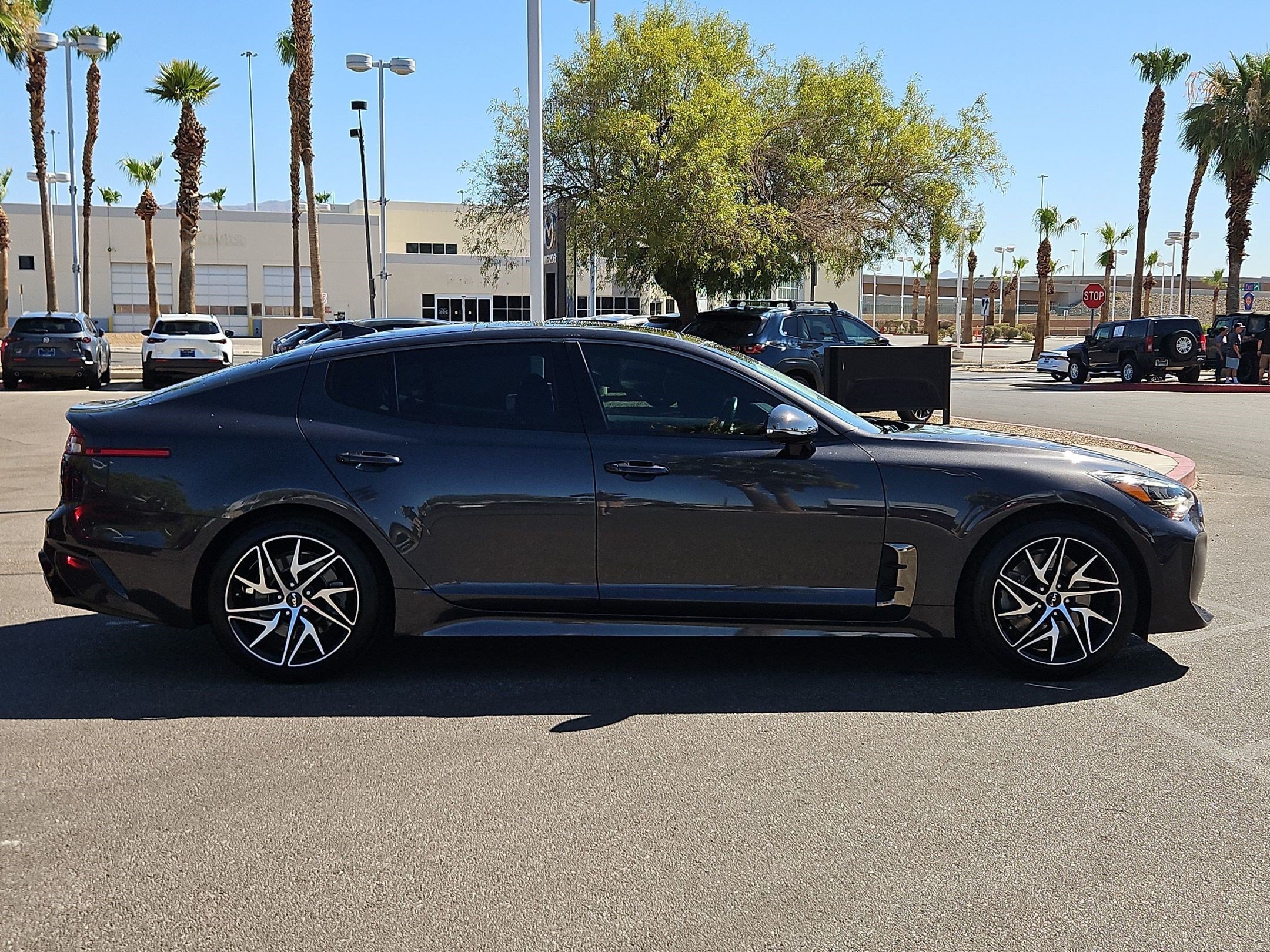 Used 2022 Kia Stinger GT-Line w/ Sun & Sound Package RWD image 6