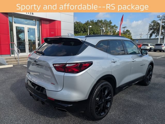Used 2021 Chevrolet Blazer RS w/ Enhanced Convenience Package FWD image 4