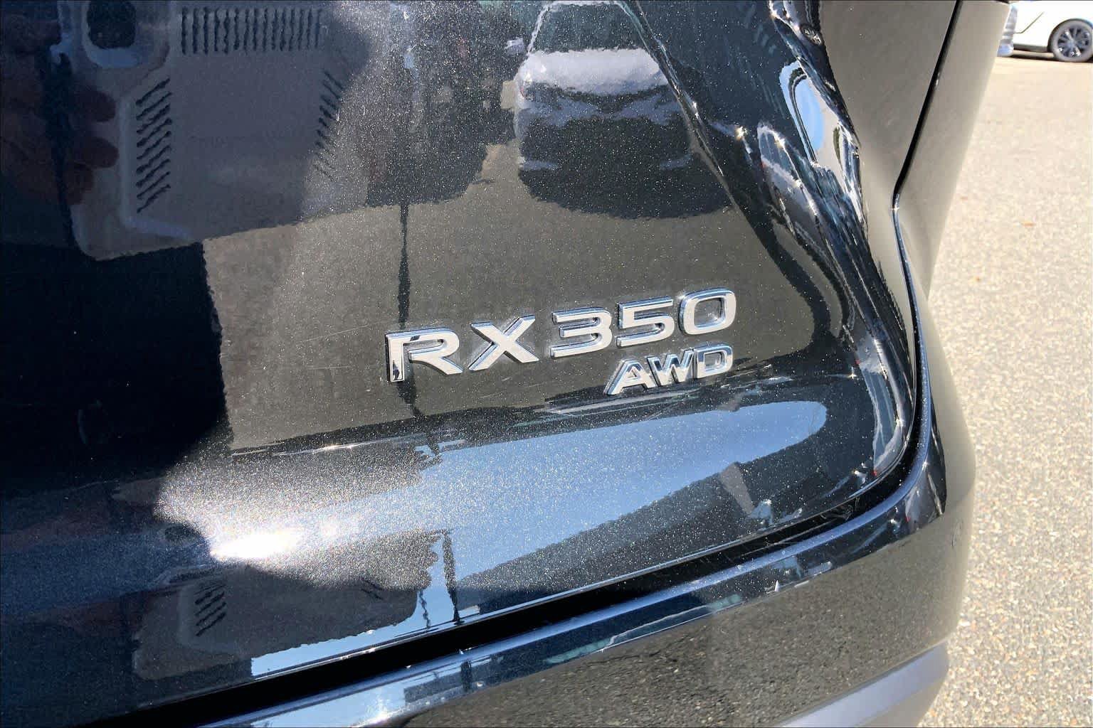 Certified 2024 Lexus RX 350 Premium w/ Cold Area Package AWD/4WD image 10
