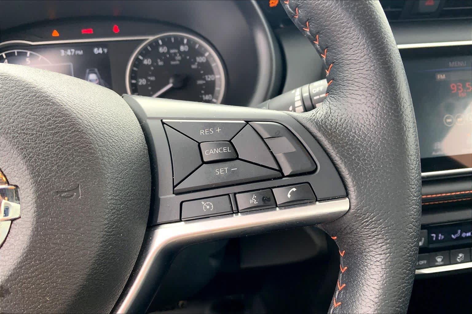 Used 2020 Nissan Kicks SR w/ SR Premium Package FWD image 25