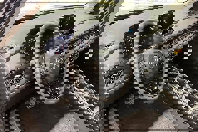 Certified 2025 Honda Accord SE image 17