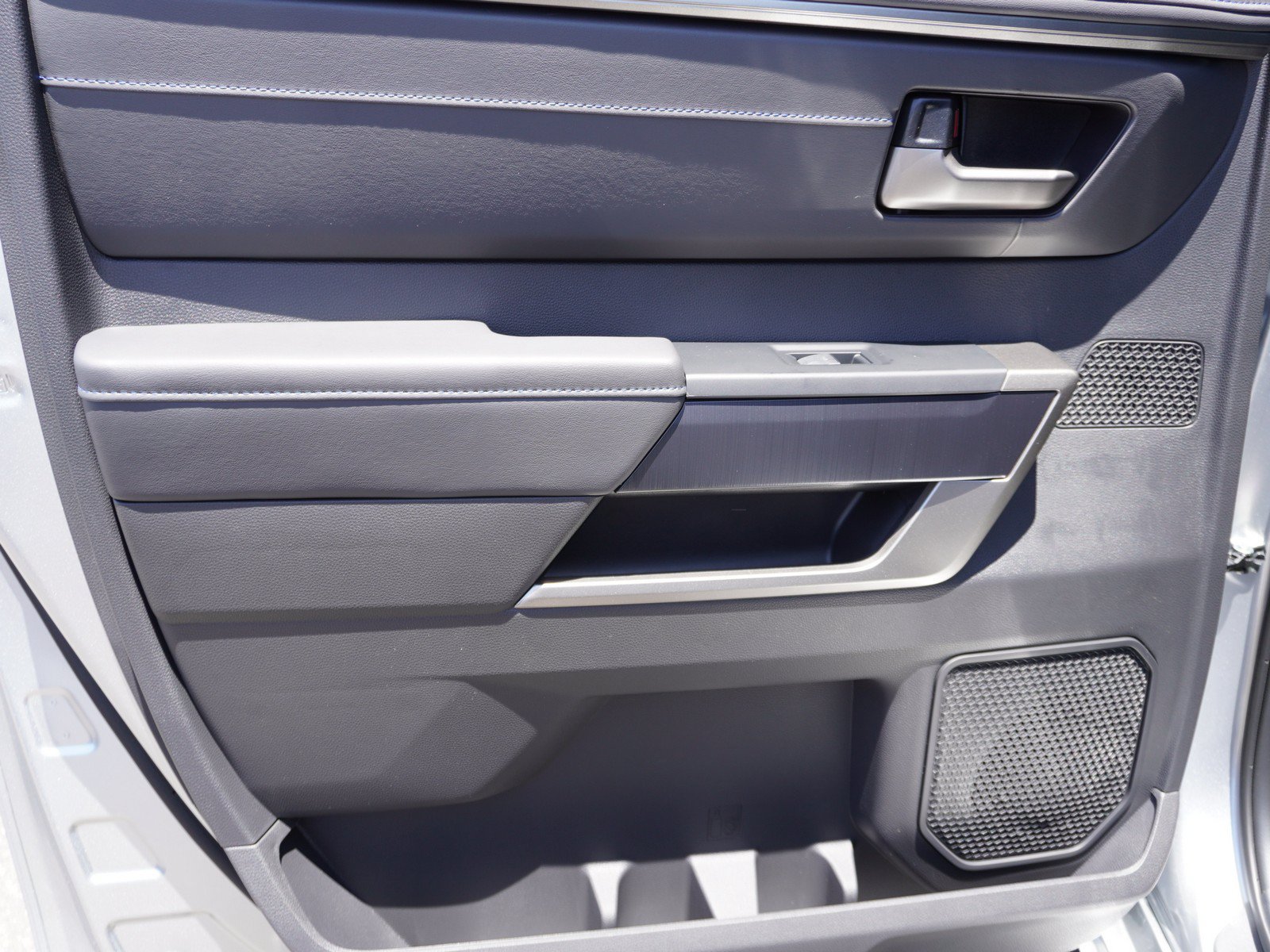 New 2026 Toyota Tundra Platinum AWD/4WD image 16