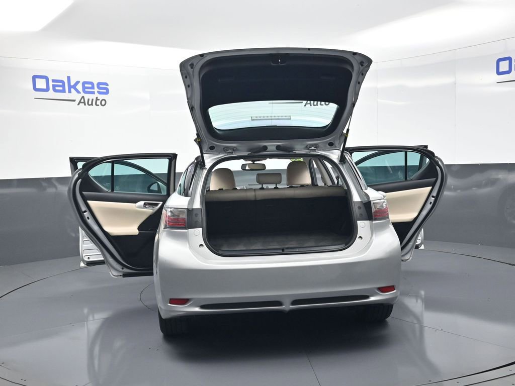 Used 2013 Lexus CT 200h w/ Premium Pkg w/Navigation FWD image 56