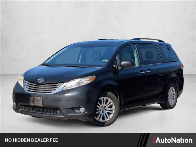 Used 2013 Toyota Sienna XLE w/ Premium Pkg FWD video 1