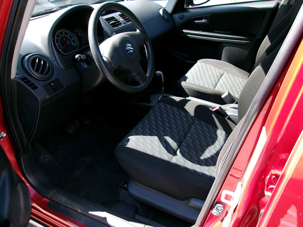 Used 2008 Suzuki SX4 AWD Hatchback image 13