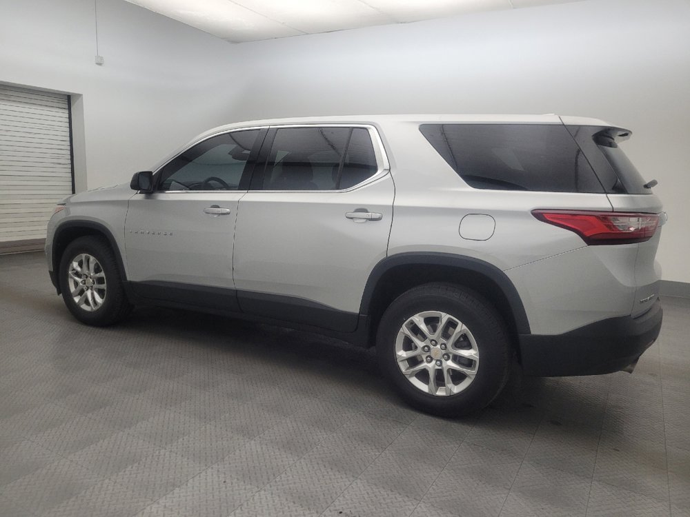 Used 2021 Chevrolet Traverse LS FWD image 3