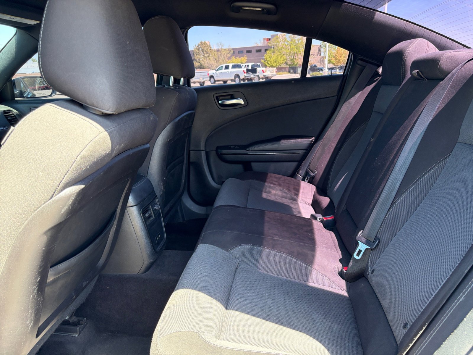 Used 2018 Dodge Charger SXT w/ Blacktop Package RWD image 21
