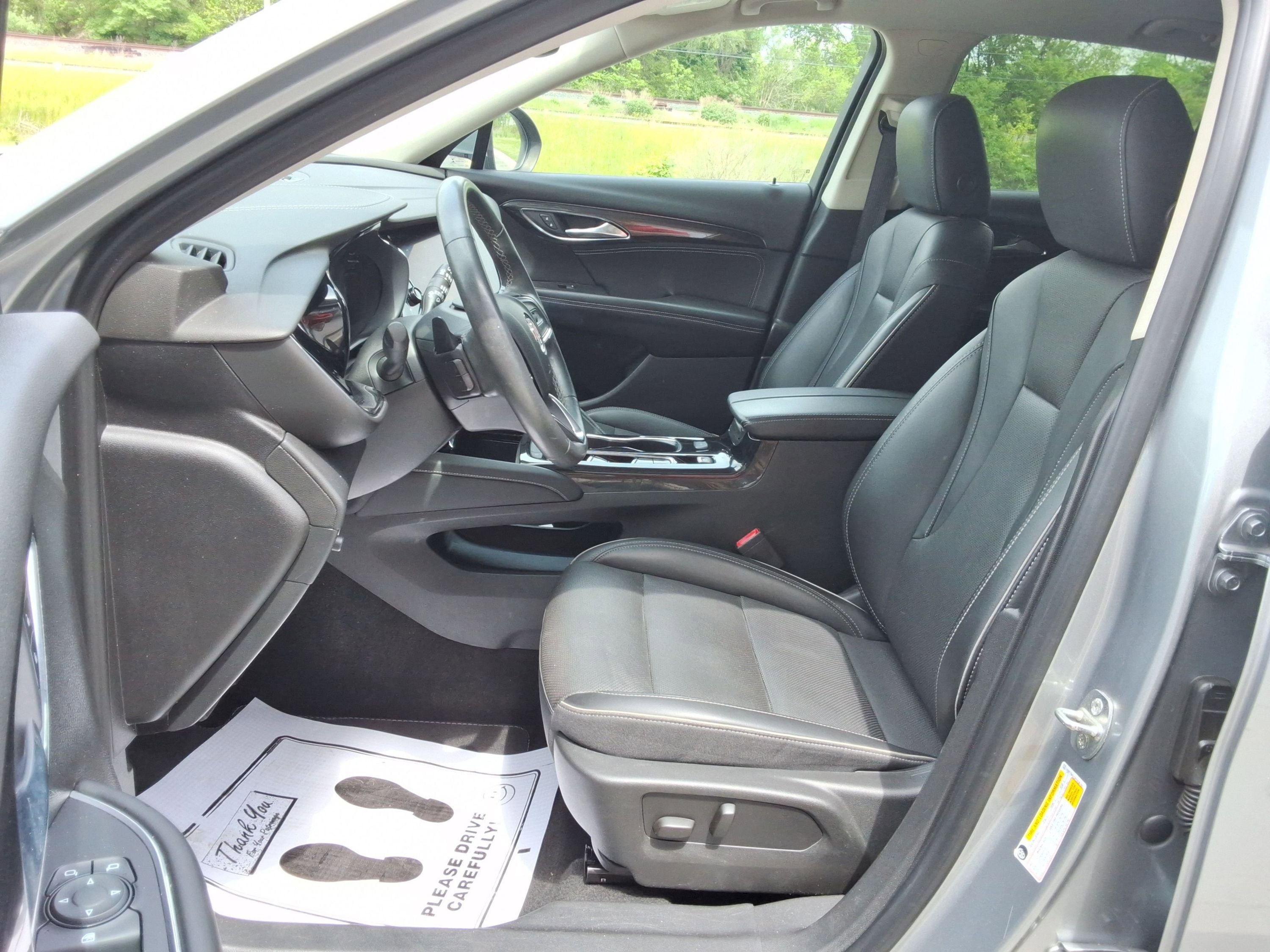 Used 2023 Buick Envision Essence FWD image 28