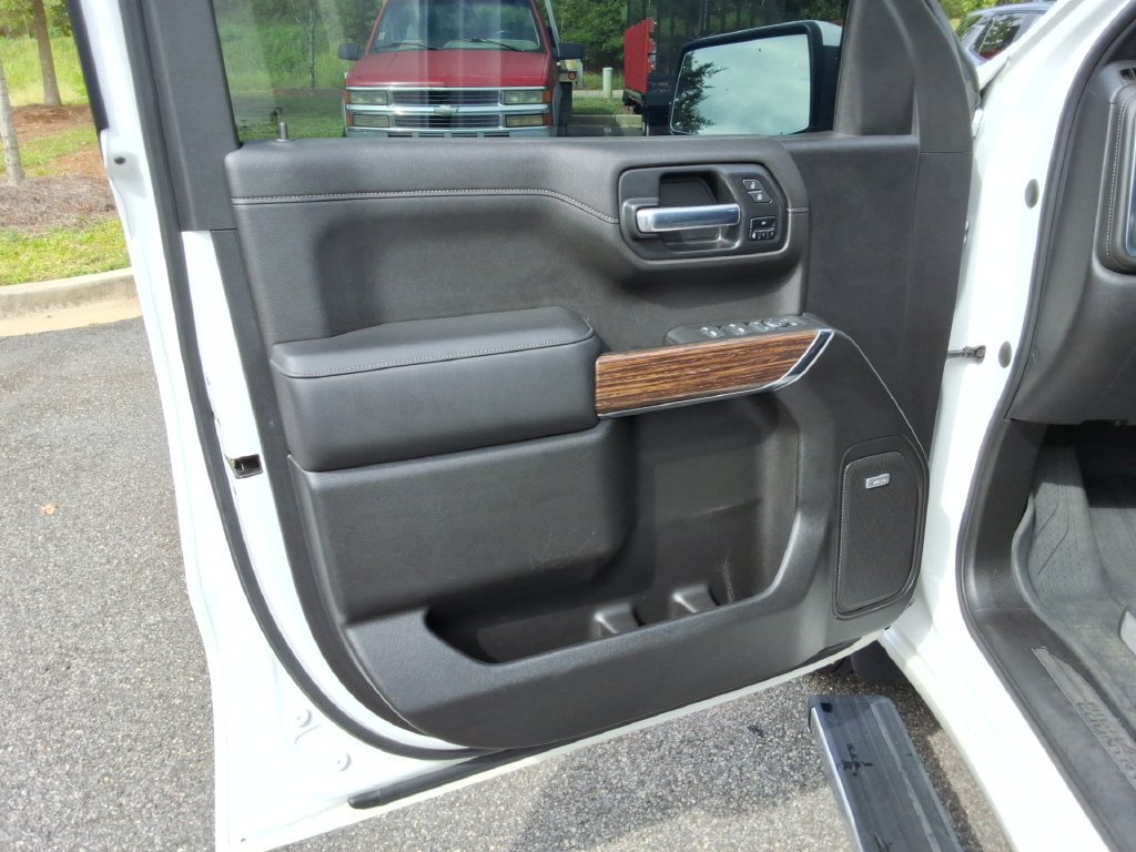 Certified 2020 Chevrolet Silverado 1500 High Country w/ Technology Package AWD/4WD image 23