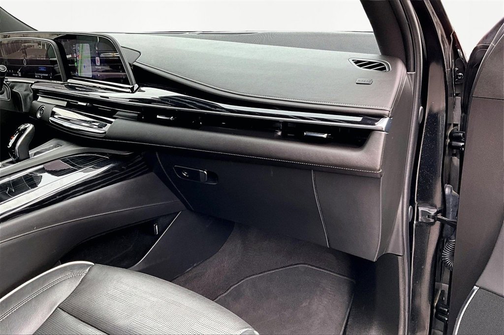 Used 2024 Cadillac Escalade Sport image 16