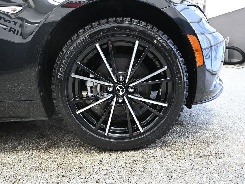 Used 2024 MAZDA MX-5 Miata RF Grand Touring w/ Weather Package image 16