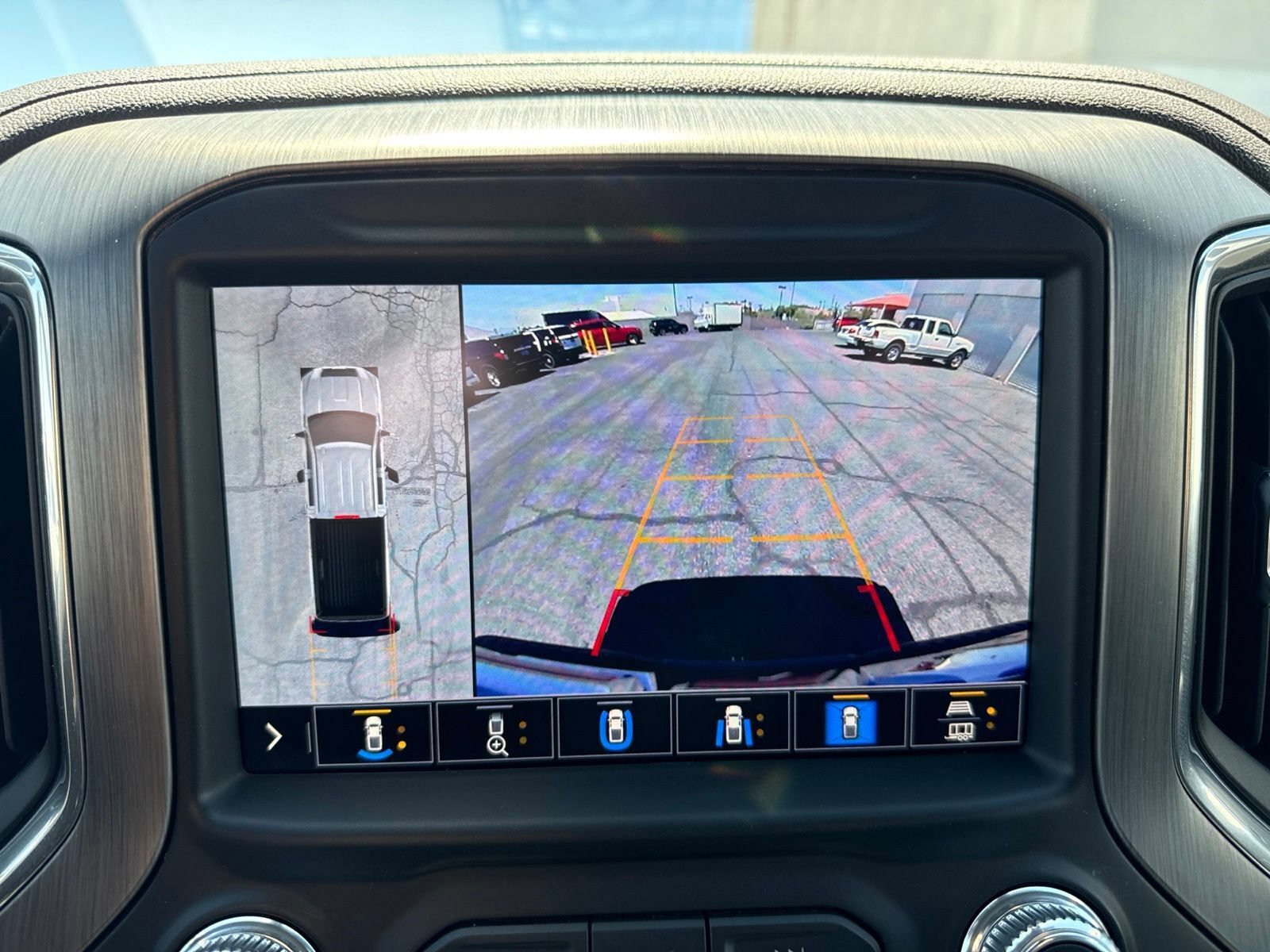 Used 2023 GMC Sierra 3500 Denali w/ Denali Ultimate Package AWD/4WD image 22