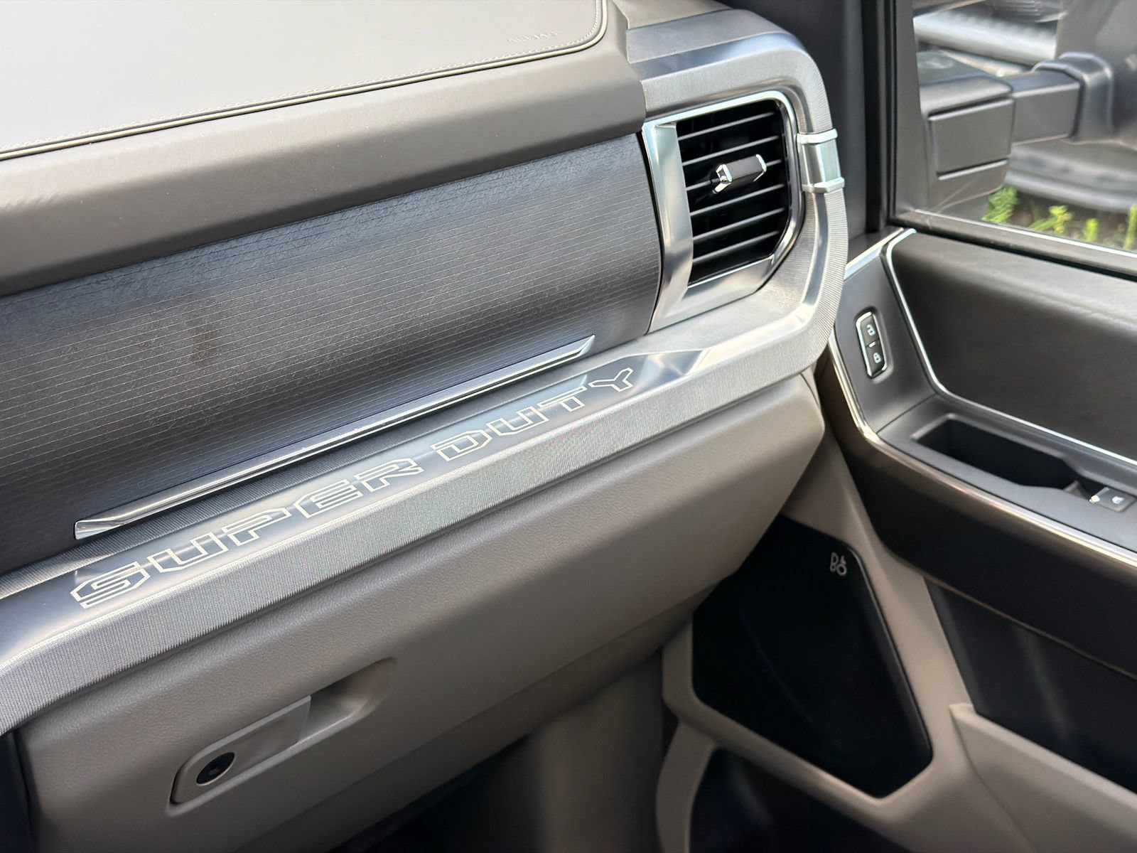 New 2026 Ford F250 Platinum w/ Platinum Plus Package AWD/4WD image 35