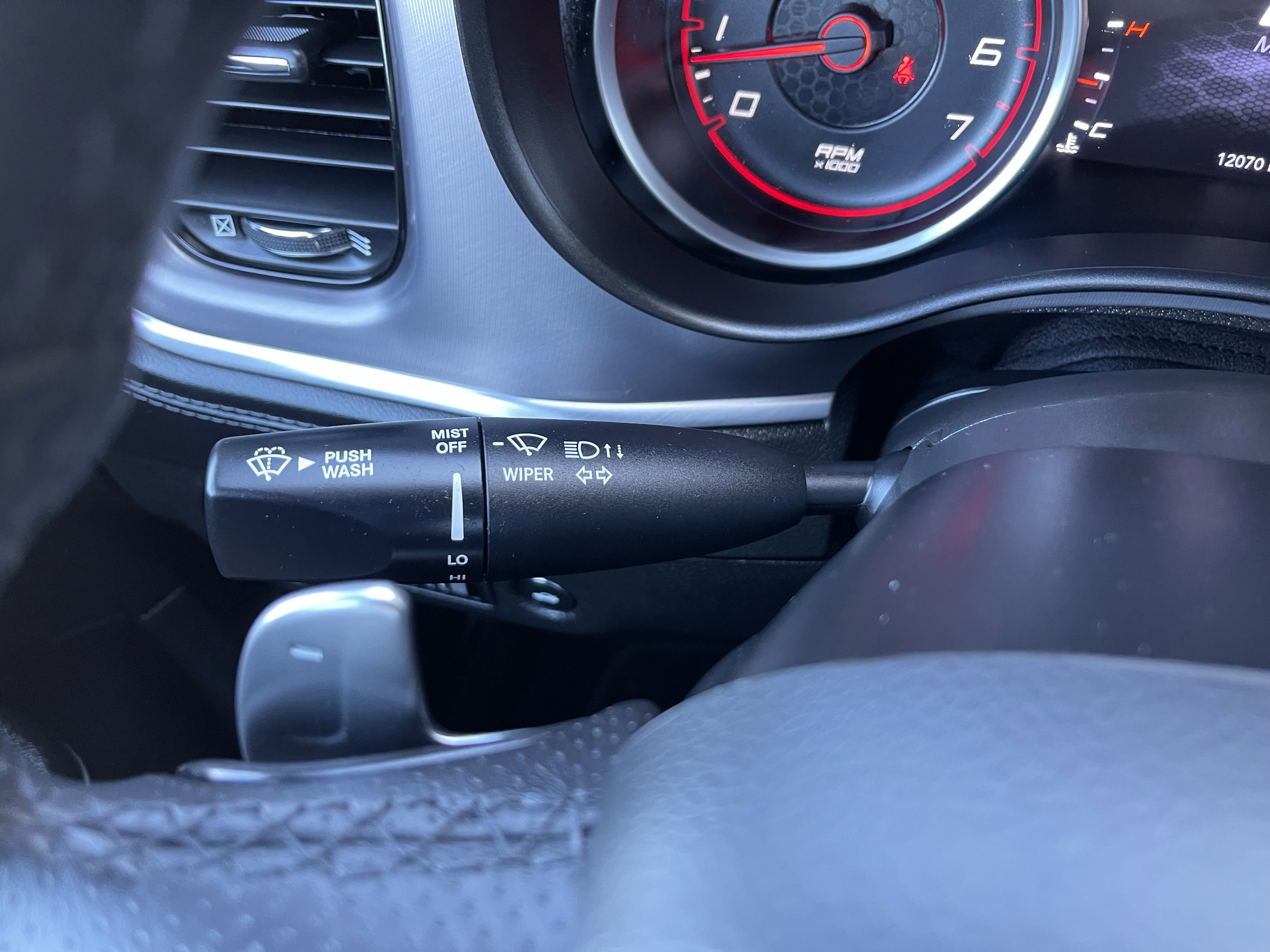 Used 2022 Dodge Charger R/T w/ Plus Group image 31