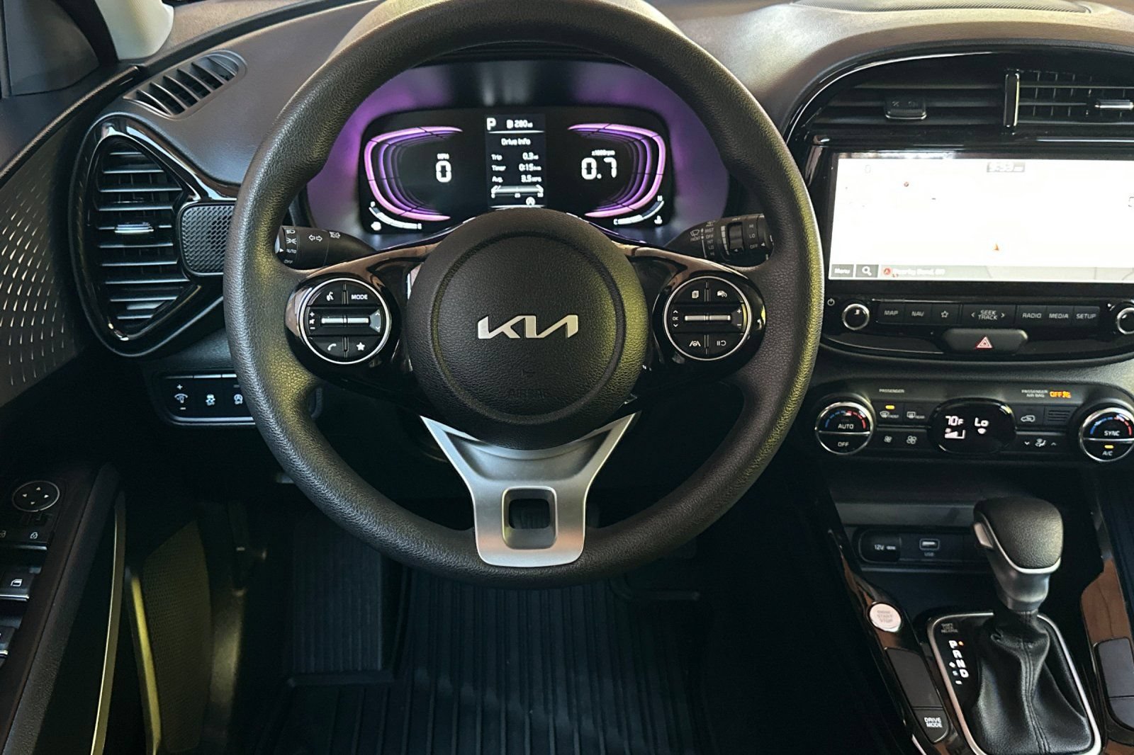 Certified 2025 Kia Soul S FWD image 14