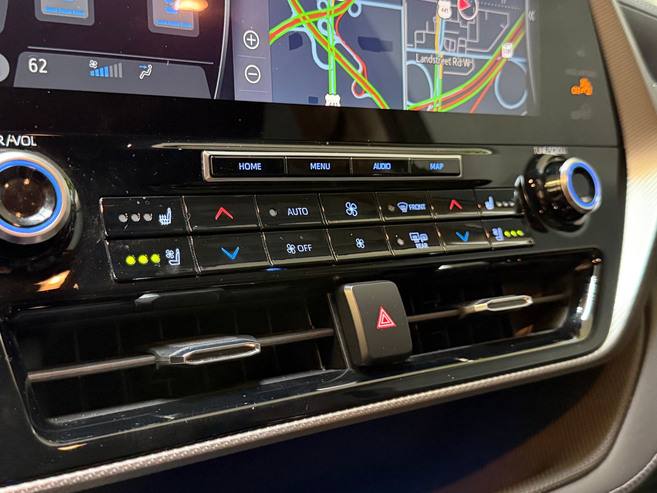 Used 2021 Toyota Highlander Platinum image 31