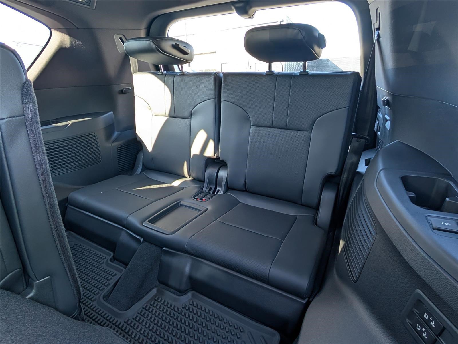 New 2026 Lexus LX 700h Luxury AWD/4WD image 12