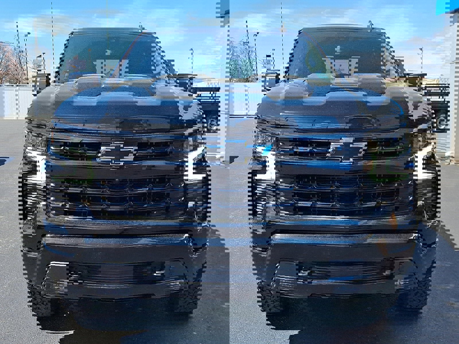 Used 2022 Chevrolet Silverado 1500 LT Trail Boss w/ LT Trail Boss Premium Package image 2