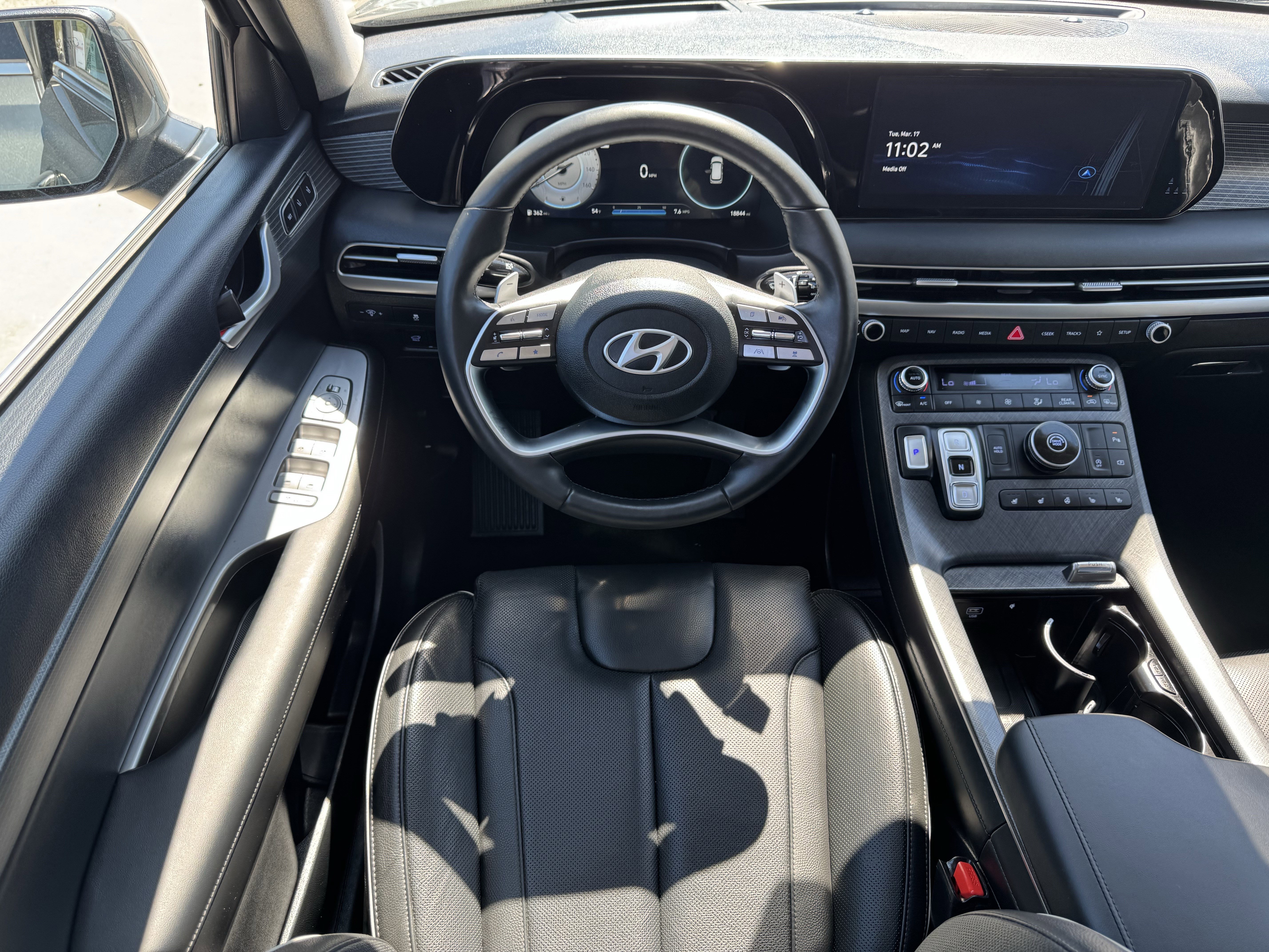 Used 2025 Hyundai Palisade Limited image 14