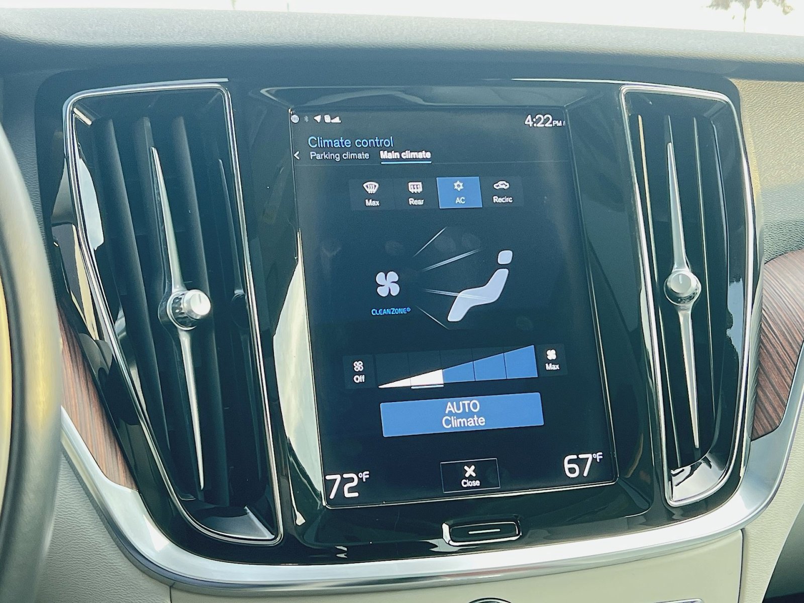 Used 2021 Volvo S60 T5 Momentum image 21