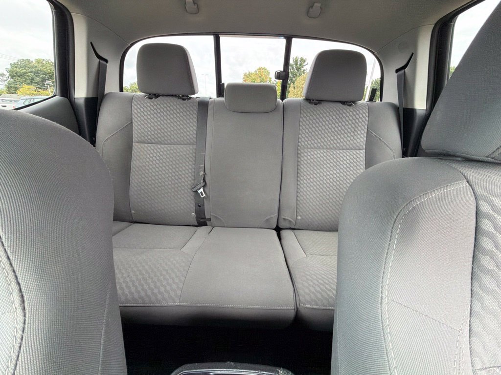 Used 2021 Toyota Tacoma SR AWD/4WD image 22