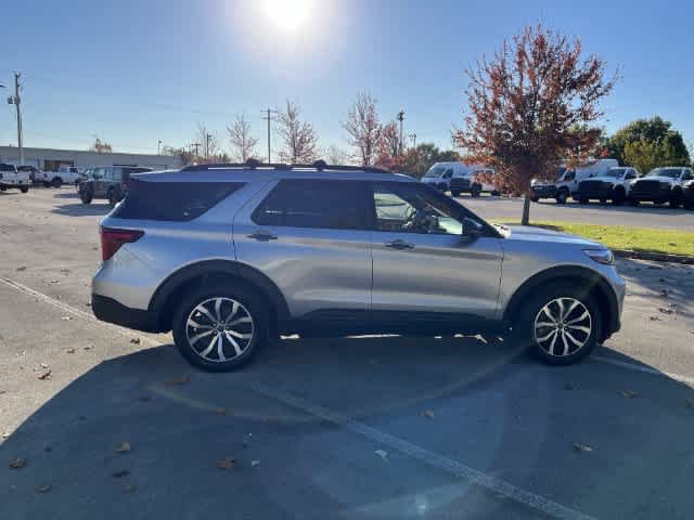 Used 2020 Ford Explorer ST w/ Premium Technology Package AWD/4WD image 9