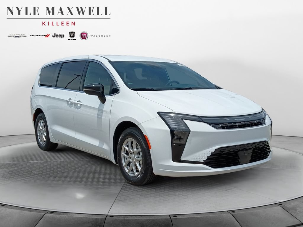 New 2027 Chrysler Pacifica Select FWD image 2