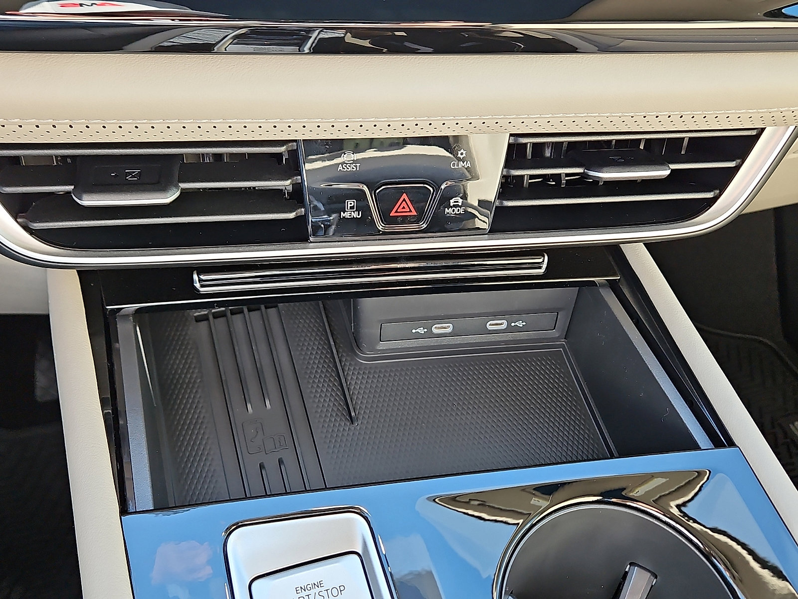 New 2026 Volkswagen Atlas SEL image 17